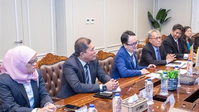 منها صناعة السيارات، 4 ملفات للتعاون بين مصر وإندونيسيا ( صور )