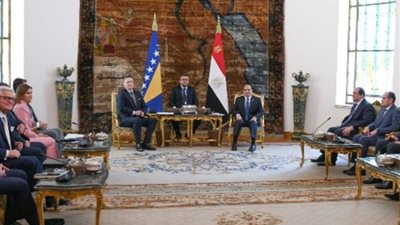 الرئيس السيسى: أؤكد موقف مصر الراسخ باحترام وحدة أراضي البوسنة والهرسك
