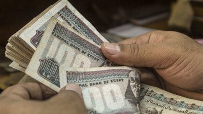 «ممكن تقبض في أي وقت» 6  بنوك تقدم خدمة صرف الرواتب مقدما