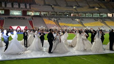 المنطقة الشمالية العسكرية تنظم حفل زفاف جماعي لـ « 500 شاب وفتاة»