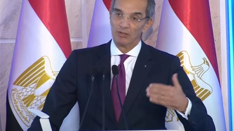 وزير الاتصالات خلال المؤتمر