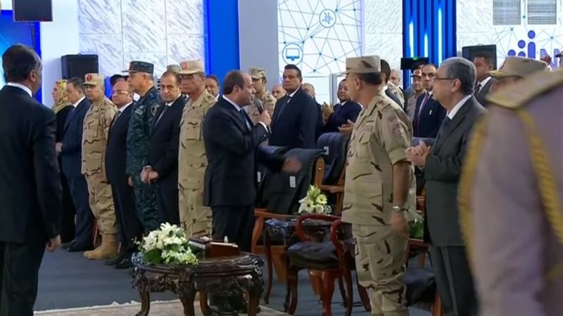 الرئيس السيسي خلال افتتاح المركز اليوم