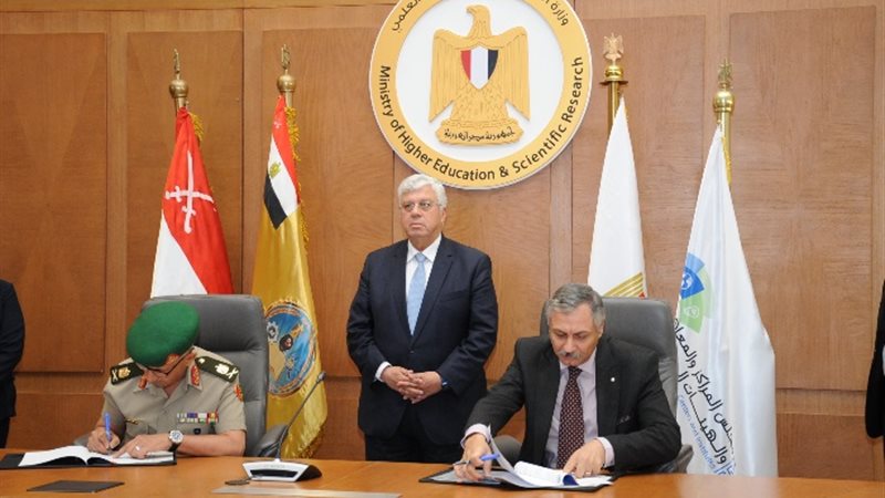 مدير إدارة البحوث الفنية والتطوير للقوات المسلحة ،وأمين مجل