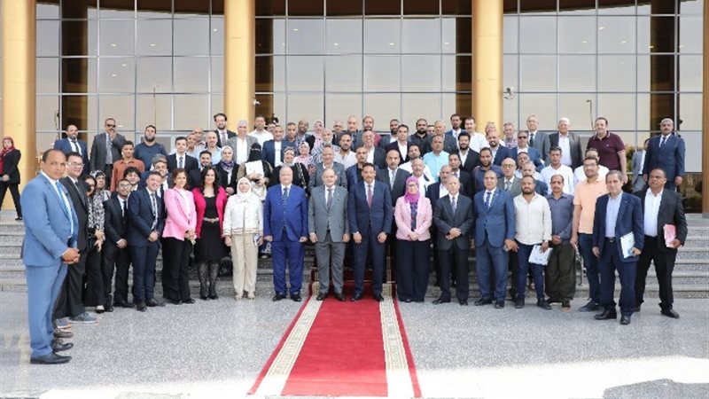 لقاء محافظ القاهرة