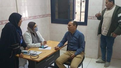 وكيل صحة دمياط يحيل 9 من العاملين للتحقيق بالوحدة الصحية بالبدراوي