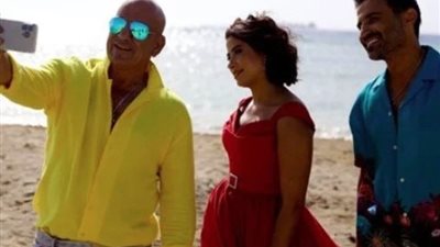 محمد لطفي يشارك الجمهور كواليس «عصابة الماكس» بأغنية أجنبية