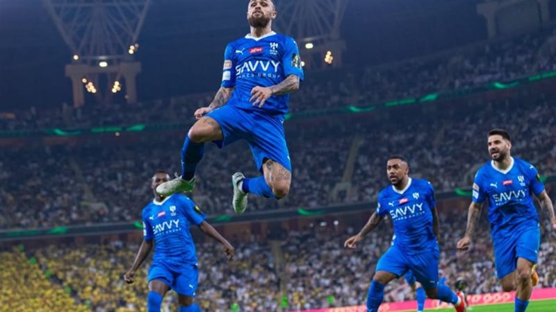 لاعبو الهلال السعودي
