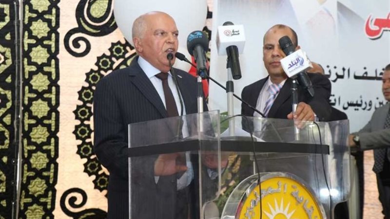خلف الزناتي نقيب المعلمين