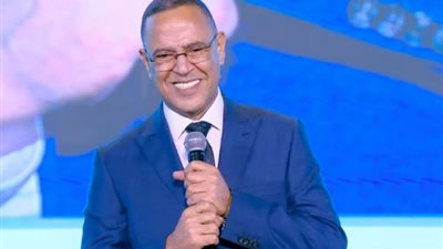 أشرف عبد الباقي يحتقل بعيد شم النسيم بهذه الطريقة (صور)