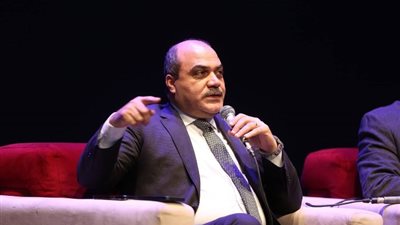 محمد الباز: الصحافة لا تتعامل مع الحياة الشخصية للأفراد ولكن دورها توثيقي