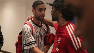 دفاع حسين الشحات يطالب بوقف دعوى اتهامه بالتعدي على محمد الشيبي