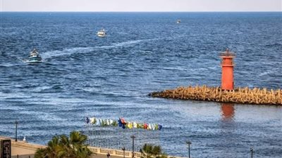 «مرج البحرين يلتقيان»، منطقة اللسان أشهر المعالم السياحية برأس البر (صور)