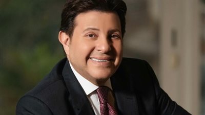 بلاغ ضد هاني شاكر بتهمة سرقة أغنية «رحماكي»