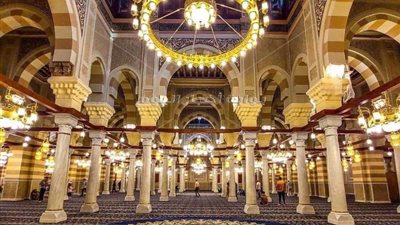 رئيسة الديوان تستعد لاستقبال محبيها، 10 معلومات عن مسجد السيدة زينب