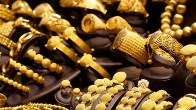 الذهب يحاول التعافي محليًا بعد صعود سعر الأوقية العالمية