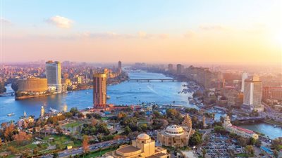 حار نهارًا ومائل للبرودة ليلاً، الأرصاد الجوية تعلن طقس غدًا بالمحافظات