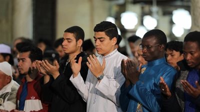 سنن مستحبة كان يفعلها النبي يوم الجمعة