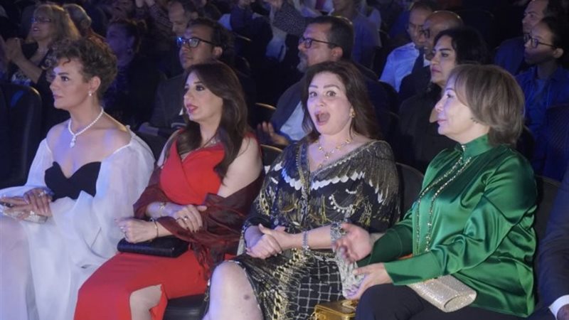 إلهام شاهين في مهرجان إيزيس