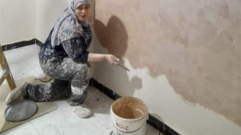 أم هبة، رحلة كفاح نقاشة مصرية
