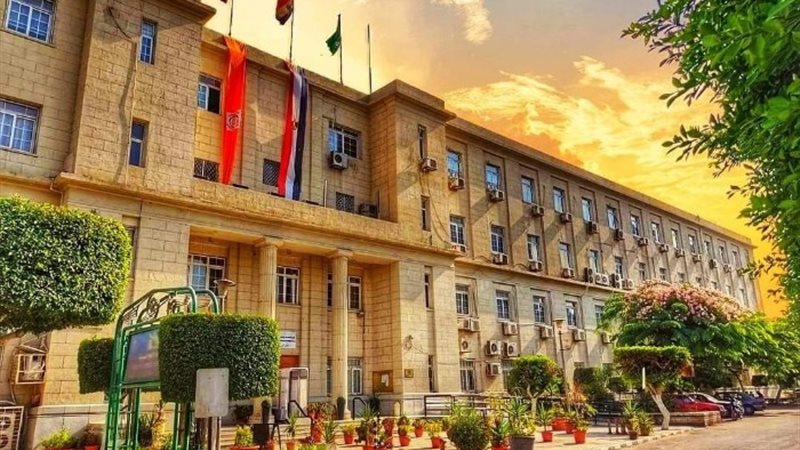 أرشيفية_ كلية الاقتصاد والعلوم السياسية بجامعة القاهرة