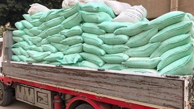 سقوط تجار سلع غذائية بحوزتهم 16 طن دقيق مدعم دون ترخيص