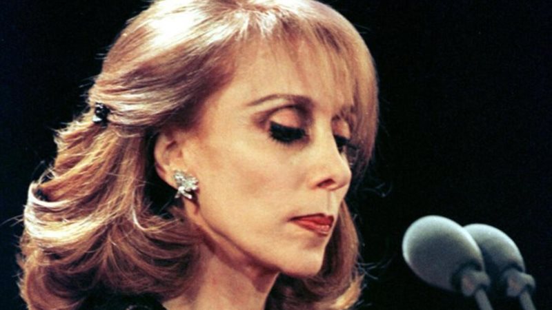 الفنانة فيروز