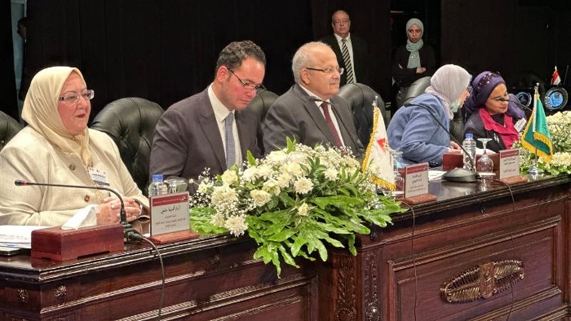 خلال انطلاق المؤتمر السنوي لمركز المعلومات