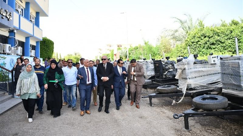اللواء أشرف الداودى محافظ قنا