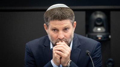 بالعقوبات، «سموتريتش» يهاجم قرارات الاعتراف بالدولة الفلسطينية