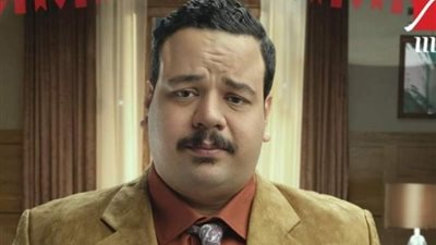 مصطفى غريب يكشف تفاصيل دوره في «اللعب مع العيال» (خاص)