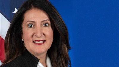 السفيرة الأمريكية بالقاهرة: مصر شريك لا غنى عنه في جهود السلام في المنطقة