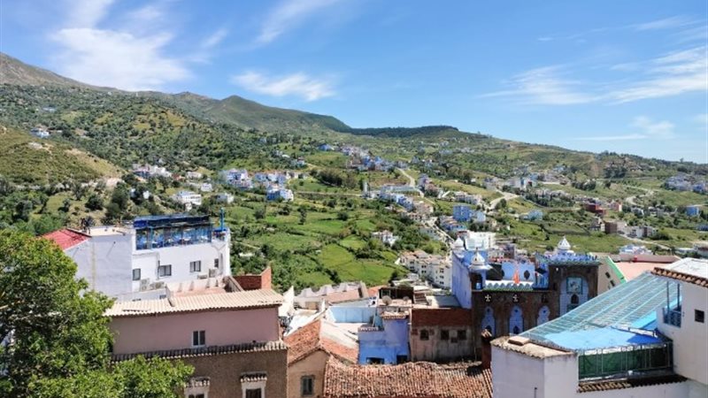 شفشاون مدينة مغربية تقبع في أحضان جبال شمال المغرب