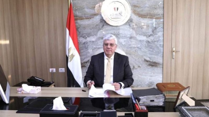 الدكتور أيمن عاشور وزير التعليم العالي والبحث العلمي