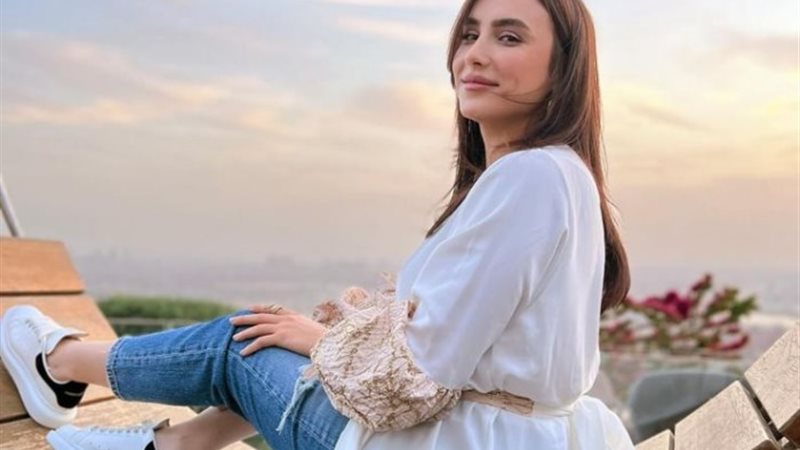 الفنانة هلا السعيد
