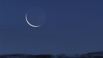 الشرق يخالف الغرب، «الفلك الدولي» يعلن أول أيام شهر ذي الحجة حول العالم