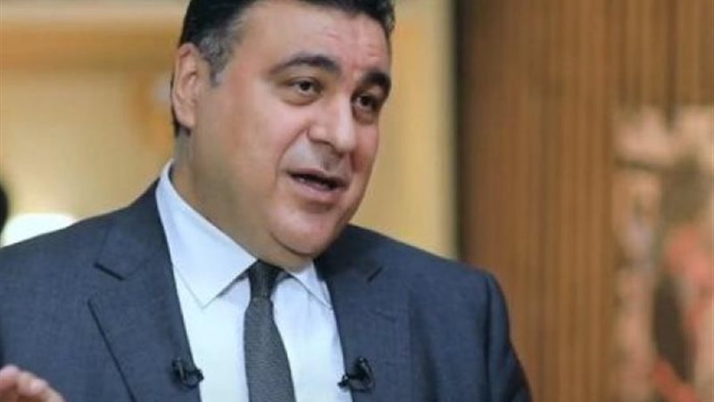 الدكتور ياسر عبد العزيز