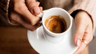 حبها براحتك بس بلاش على الريق، 8 مخاطر لشرب القهوة صباحًا
