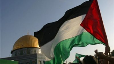 شهداء وجرحى عقب استهداف الاحتلال خيام النازحين شمال غربي رفح الفلسطينية