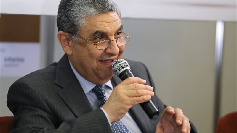 وزير الكهرباء