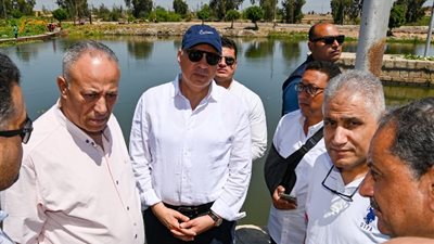 وزير الري يتفقد حالتي الري وتطهير ترع بمحافظتي الإسماعيلية والسويس