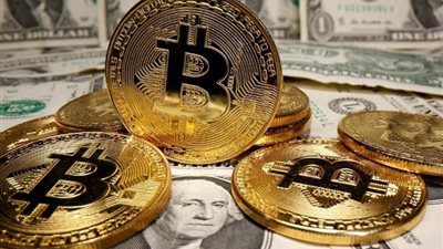 مفاجأة، سعر بيتكوين يتجاوز 70 ألف دولار