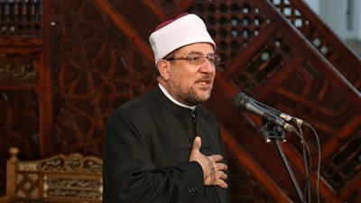 وزير عابر للحكومات، هل يرحل مختار جمعة بعد 11 عاما على كرسي وزارة الأوقاف؟