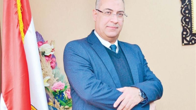 مصطفى أبو العزم