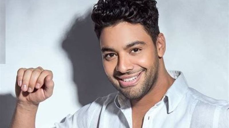 الفنان احمد جمال