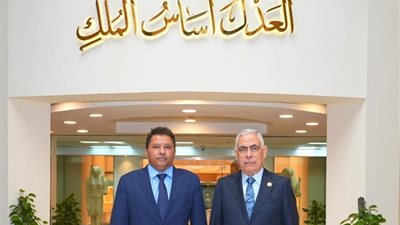 النائب العام يلتقِي نظيره اليمني بالقاهرة ويبحثان تبادل الخبرات