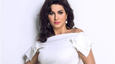 وفاء عامر لـ«الجمهور»: «جبل الحريم» فيلم نسائي لكنه بعيد عن العنصرية