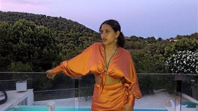 جنا عمرو دياب تطلق أحدث أغنياتها عبر يوتيوب (فيديو)