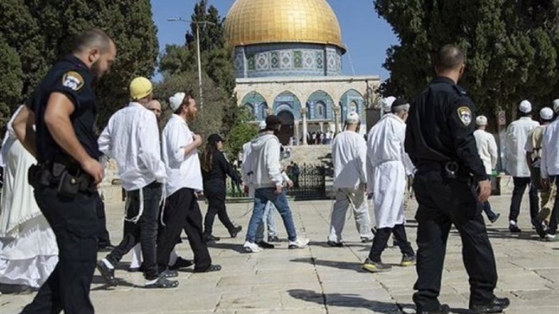 مستعمرون يقتحمون المسجد الأقصى ــ أرشيفية