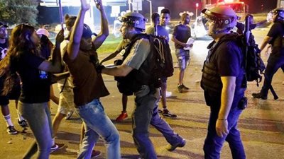 شرطة الاحتلال تقمع مظاهرة منددة بمجزرة النصيرات في مدينة حيفا وتعتقل 3 نشطاء