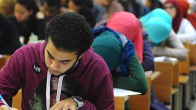 «التعليم» توجه تحذيرا عاجلا لطلاب الثانوية العامة بشأن الغش بالامتحانات